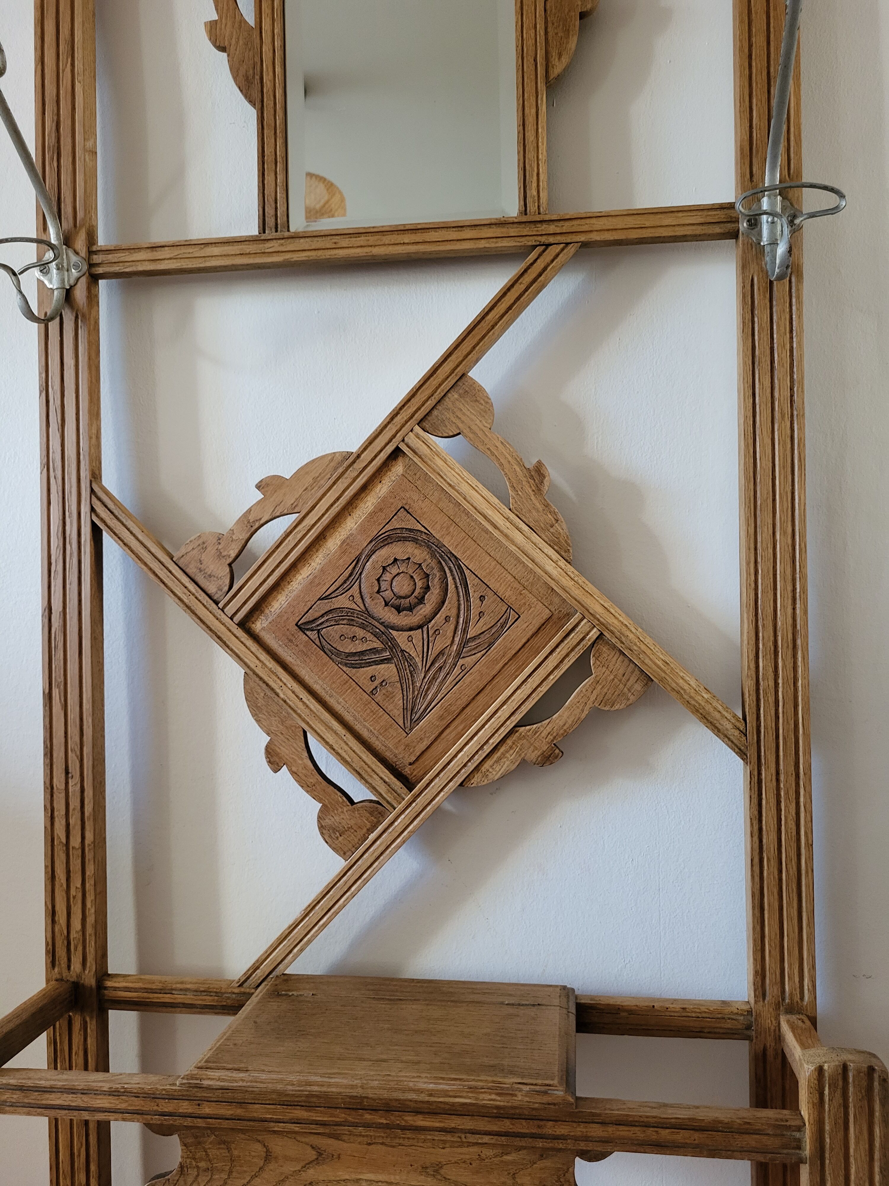 Art deco cloakroom/coat rack