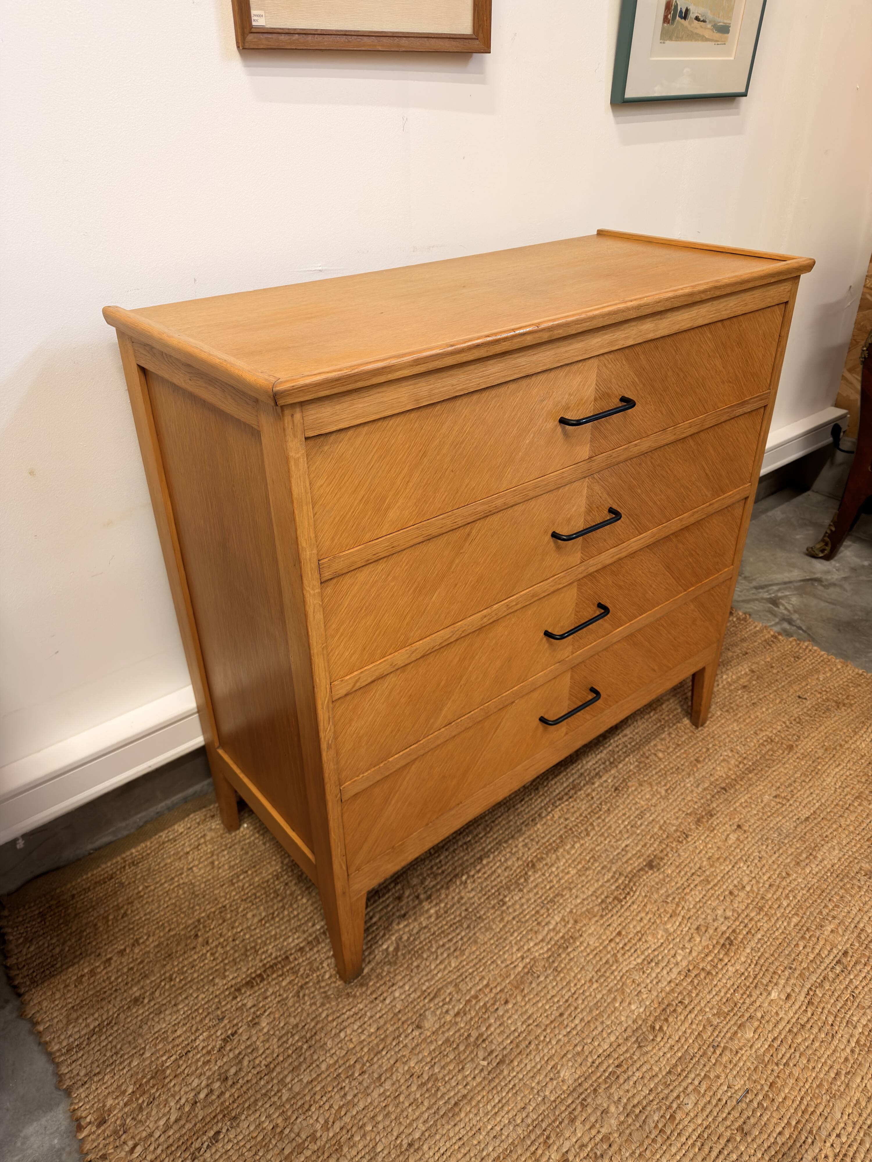 Commode pieds compas, années 50