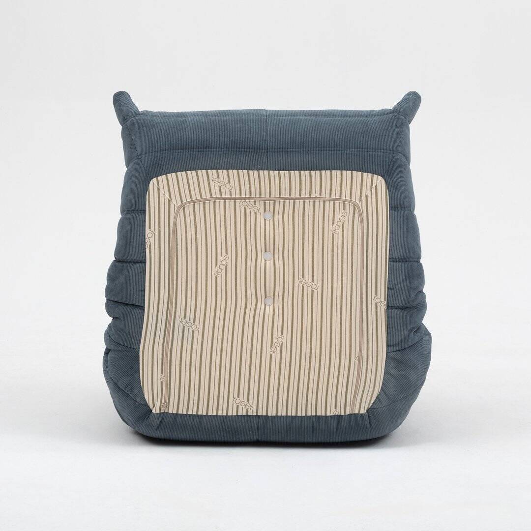Fauteuil Togo et pouf en velours côtelé gris par Michel Ducaroy pour Ligne Roset, 1973