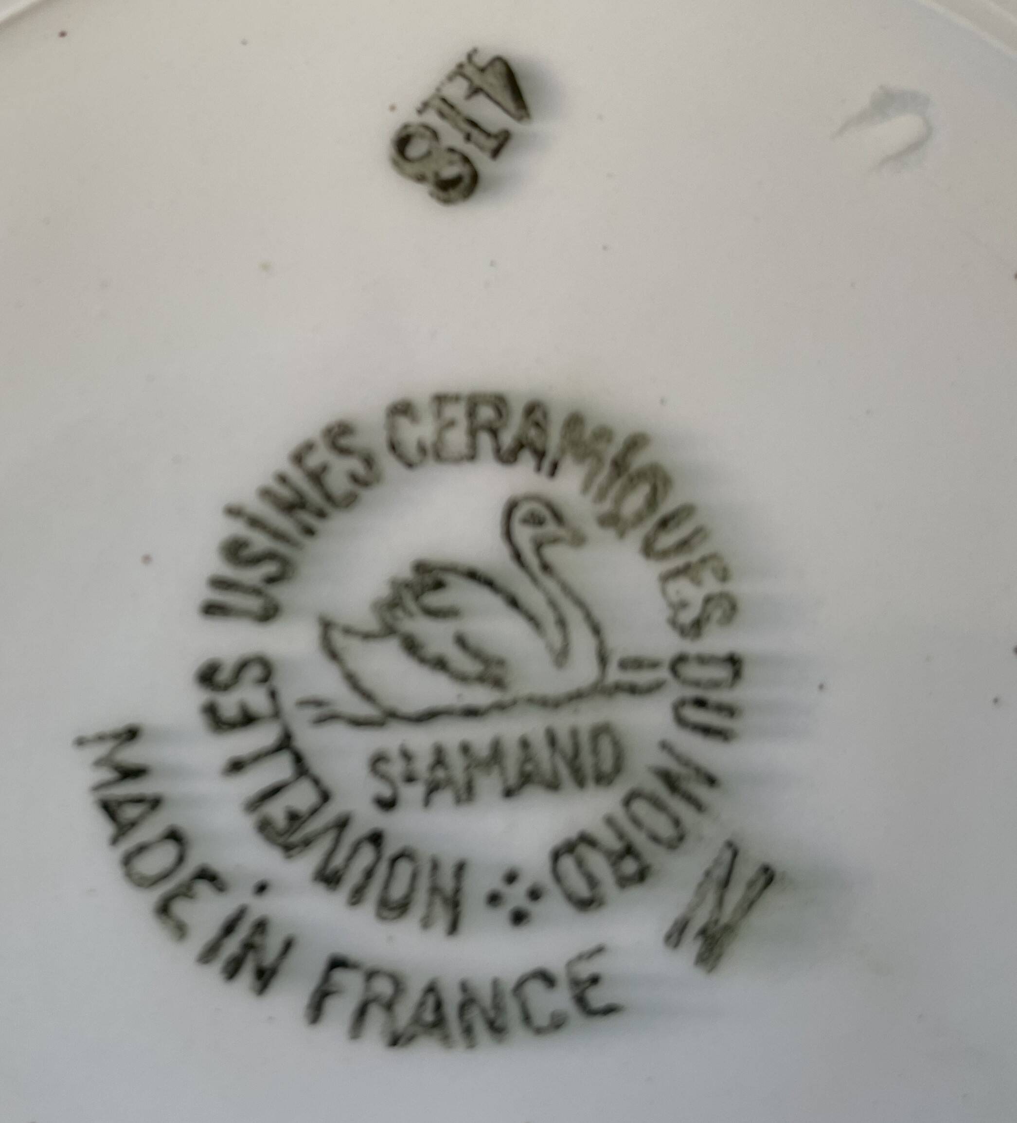 6 old hollow plates in Saint-Amand earthenware (North)