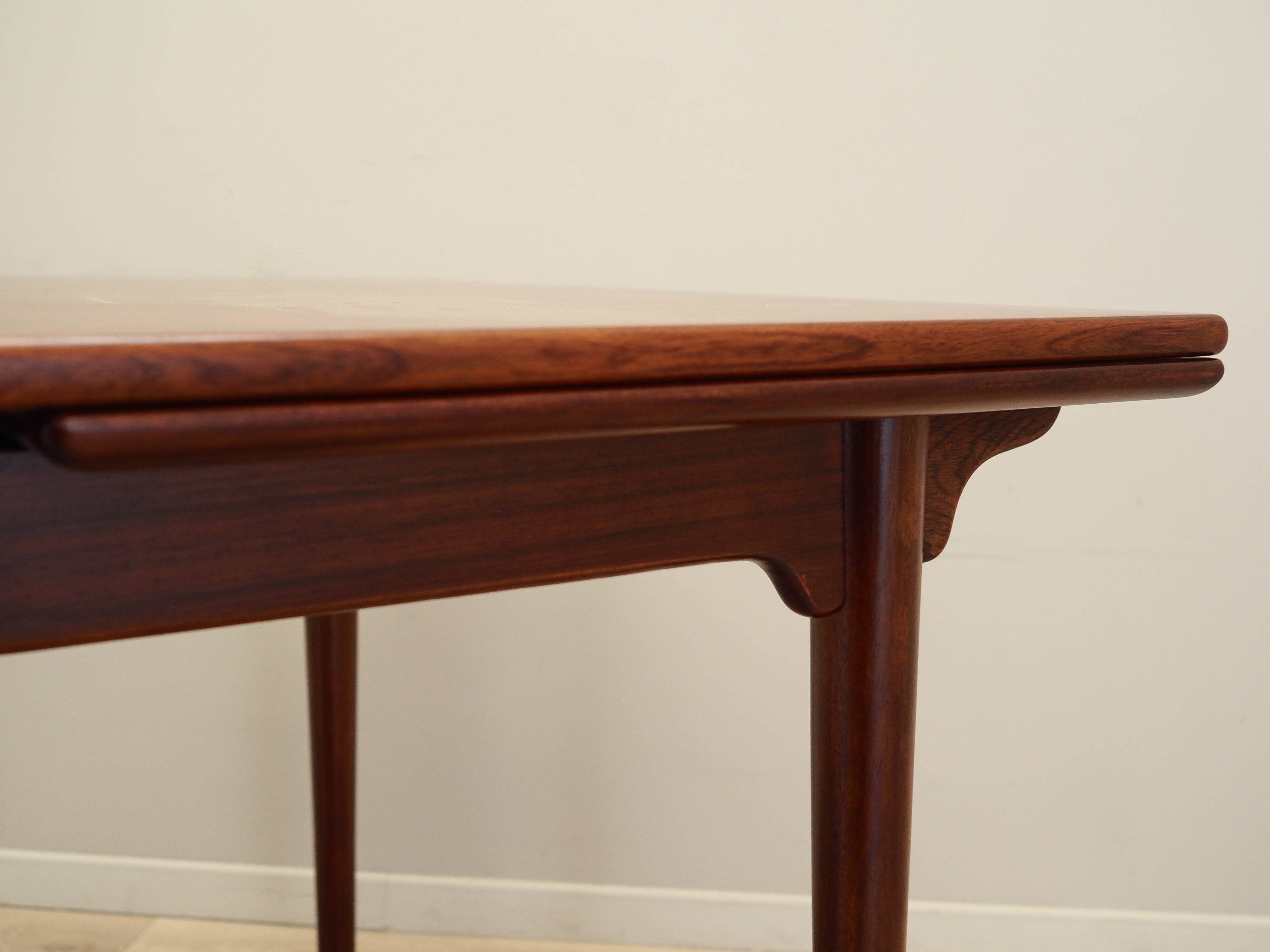 Rosewood table, Danish design, 1970s, manufacturer: Omann Jun, designer: Gu