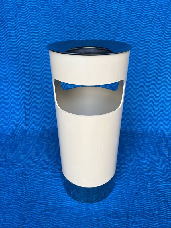 Porte-parapluies/cendrier/vide-poches/corbeille a papier/mobilier d’en