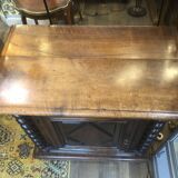 Superb walnut confectioner of the Louis XIII period Mid-XVII