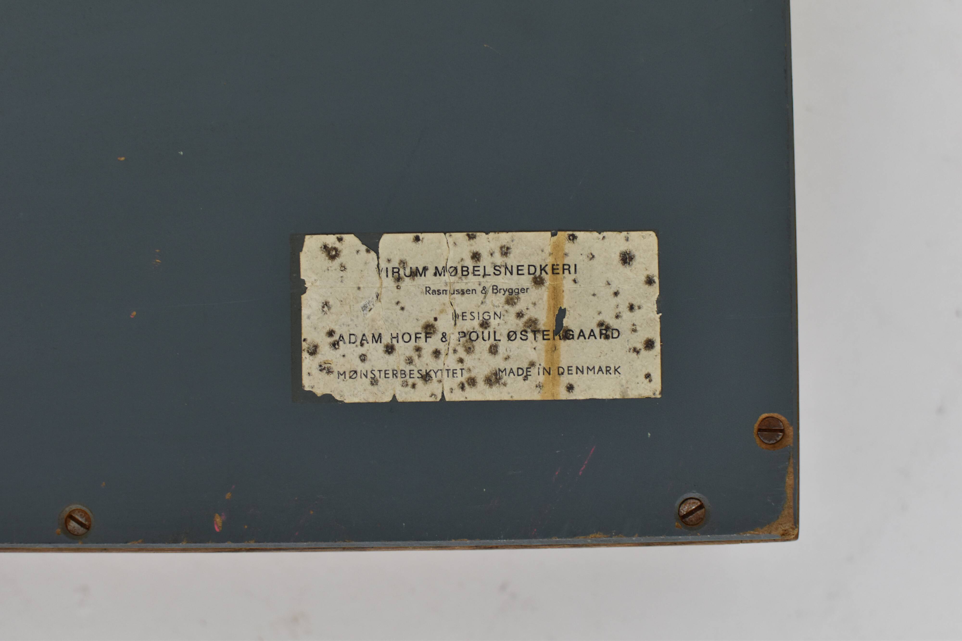 Valet mural d'Adam Hoff & Poul Østergaard pour Virum Møbelsnedkeri, Danemark 1963.