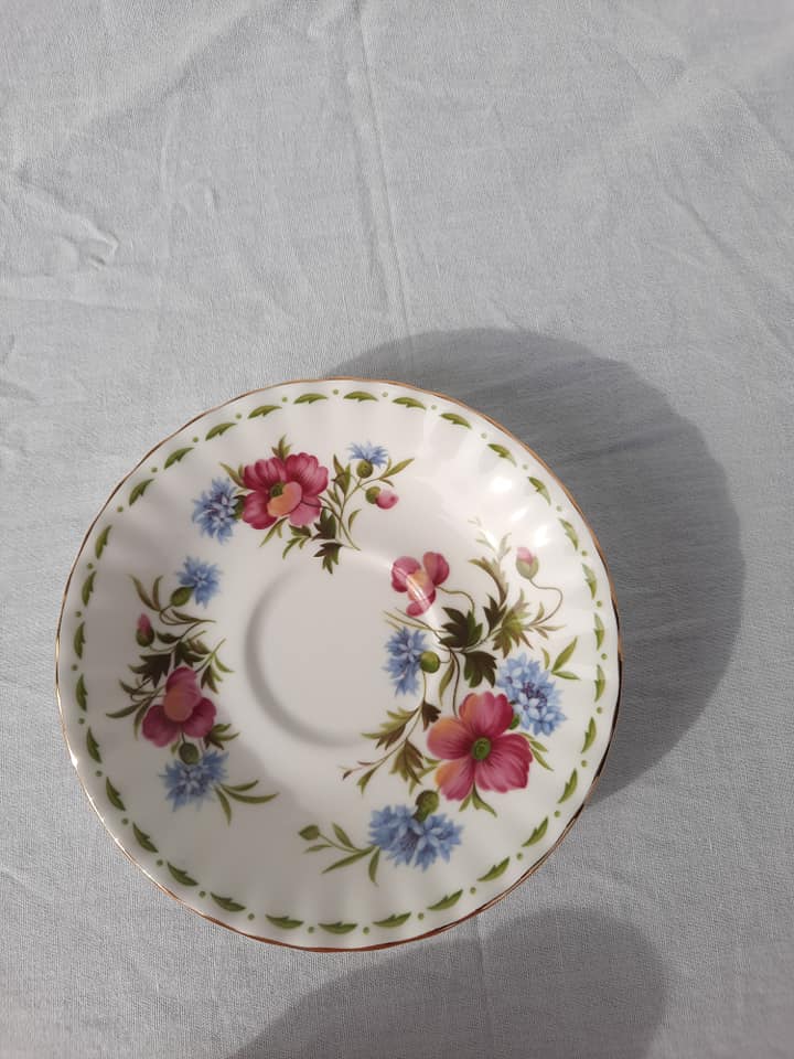 Royal Albert Cup August titled Poppy Series of the Months of the Year 1970
