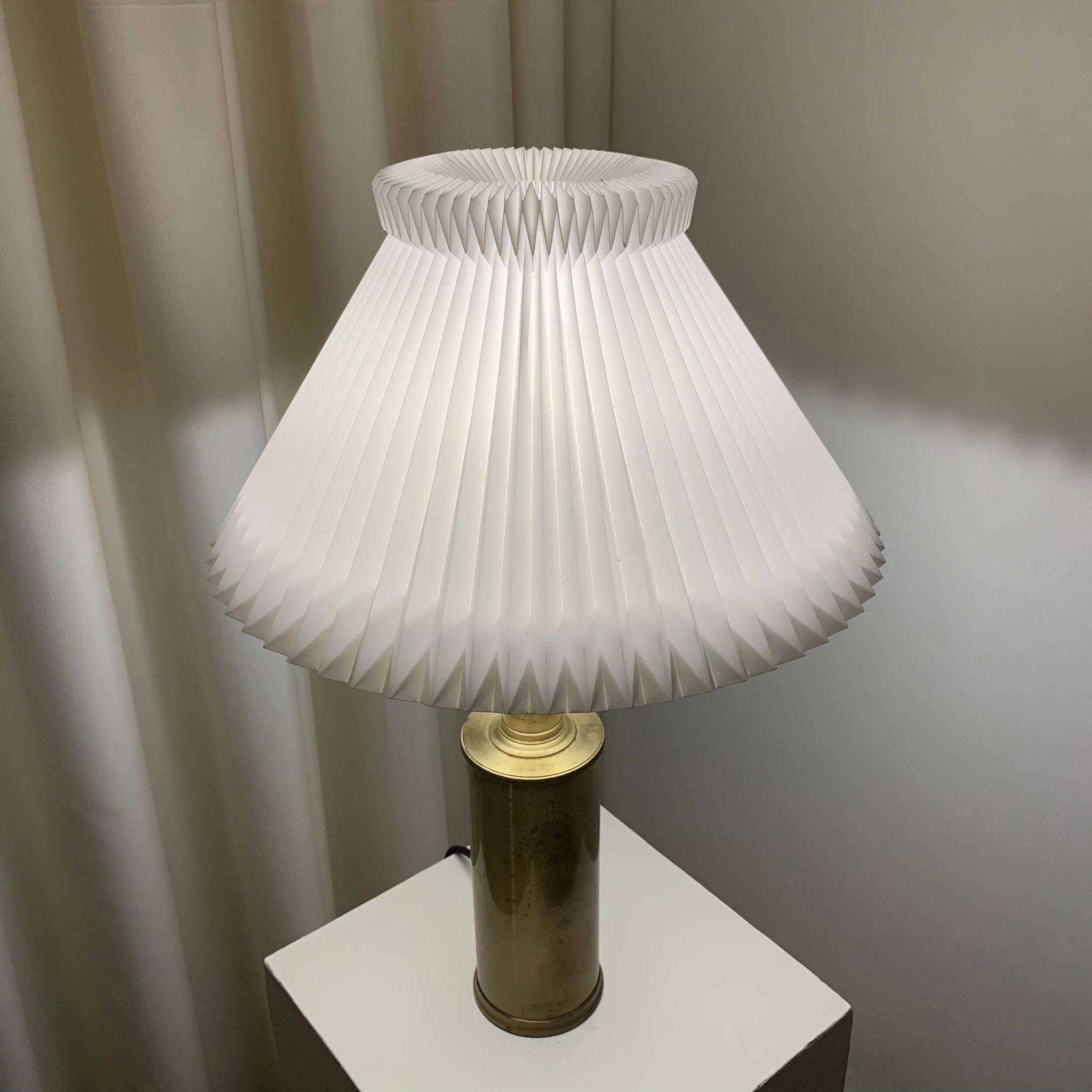 Klint 344 Telescopic Table Lamp