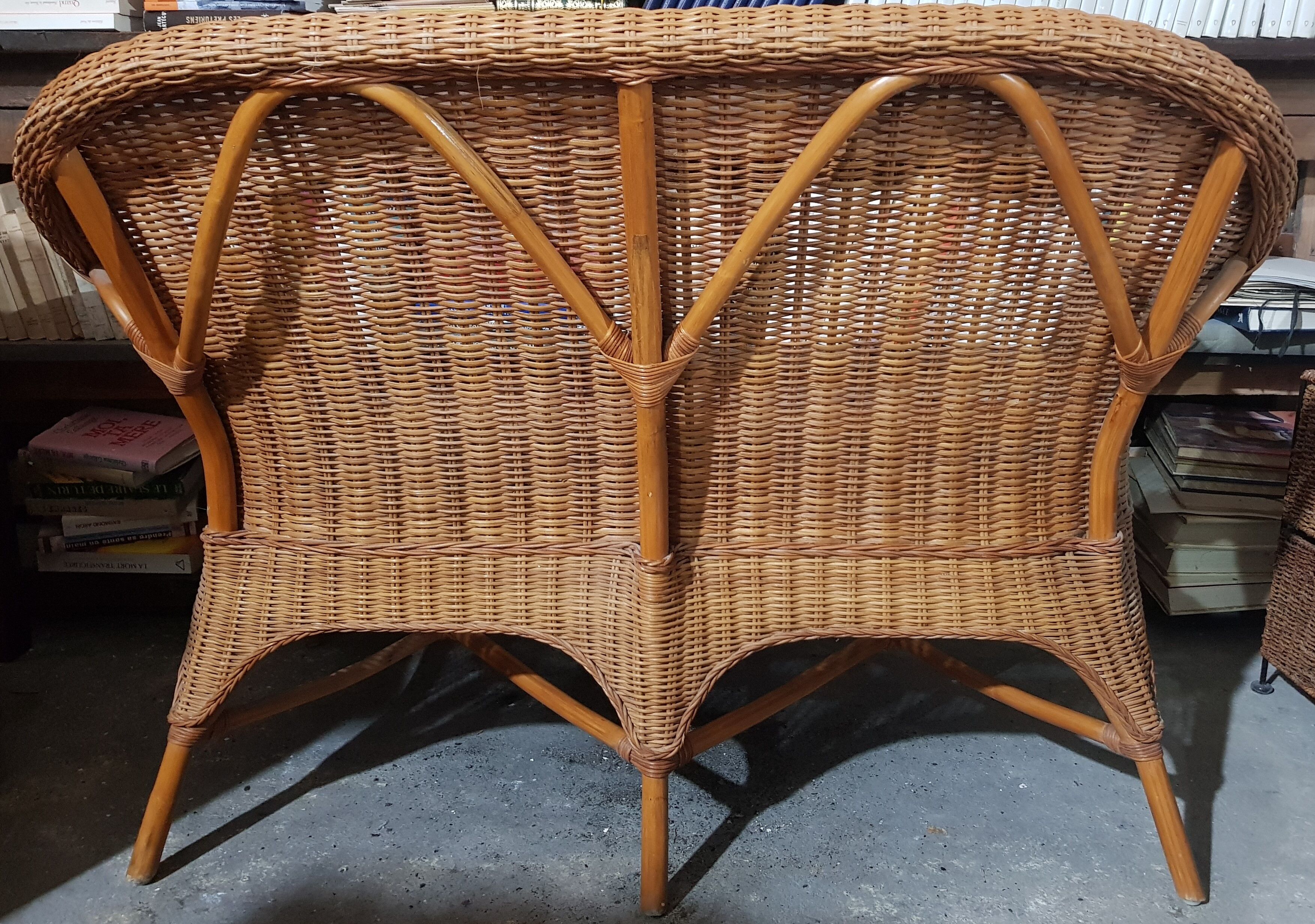 Vintage 2-seater rattan bench