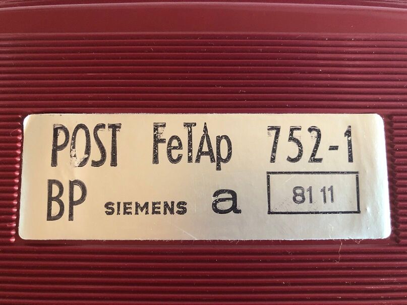 Vintage Siemens phone from the 80s