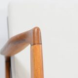 Scandinavian 2-seater Sofa, creme