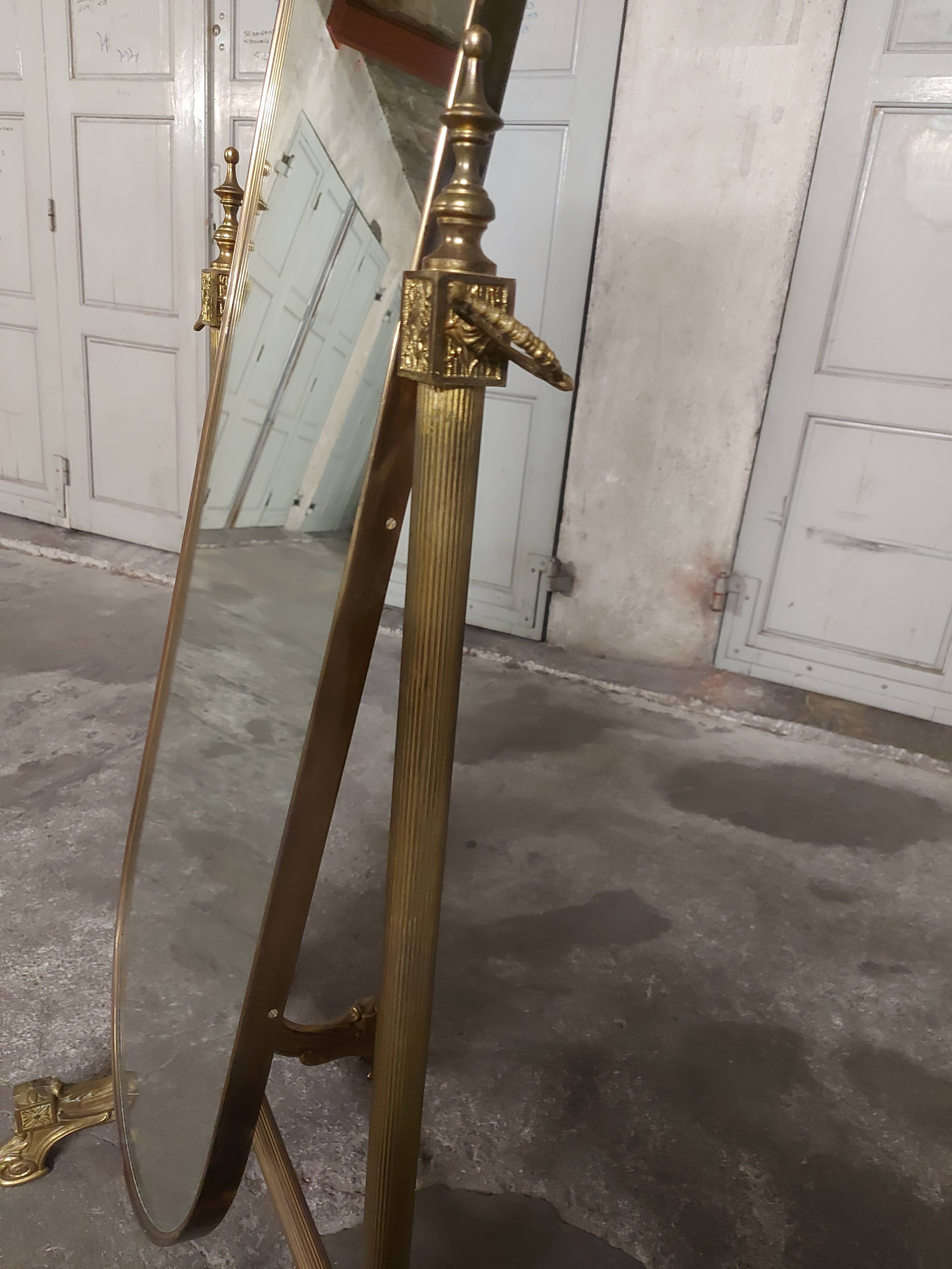 Psyche mirror in vintage gilded bronze