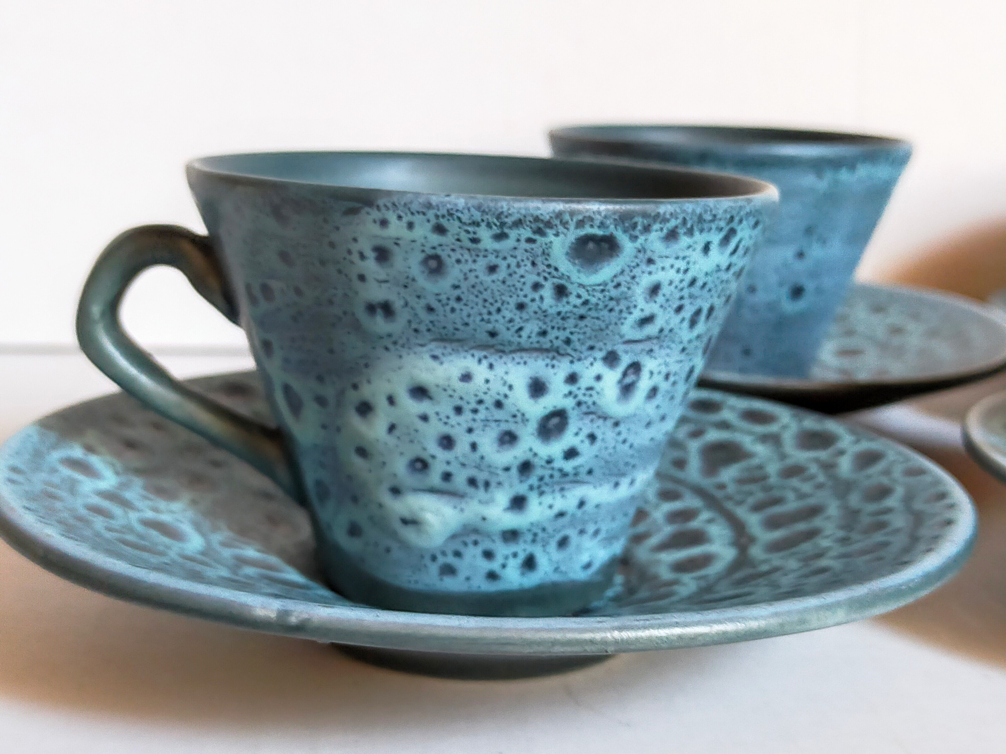 4 vintage fat lava ceramic cups