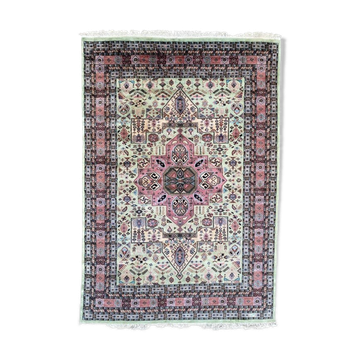 Tapis géométrique pakistanais vintage