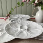 Set of 6 oyster plates in porcelain by Pillivuyt.