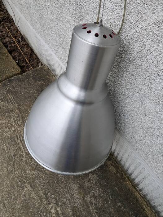 Industrial pendant light
