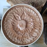 Pie dish in slipware - Apple patterns