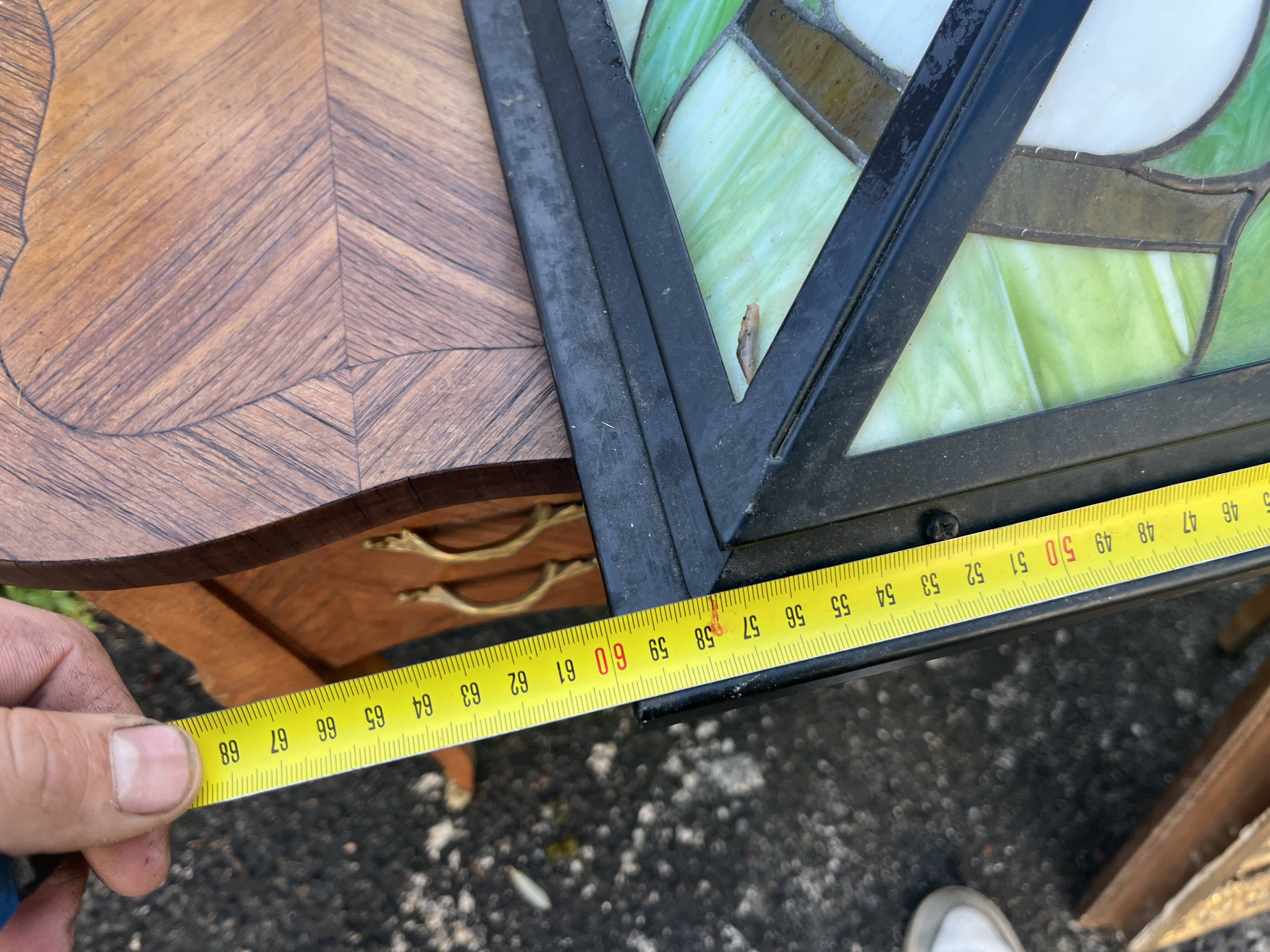 Abat-Jour Plafonnier Carré Type Tiffany – Vitraux Floraux style Art Nouveau