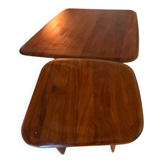 Oak wood coffee table