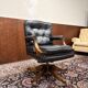 Chaise de bureau Chesterfield noire classique anglaise