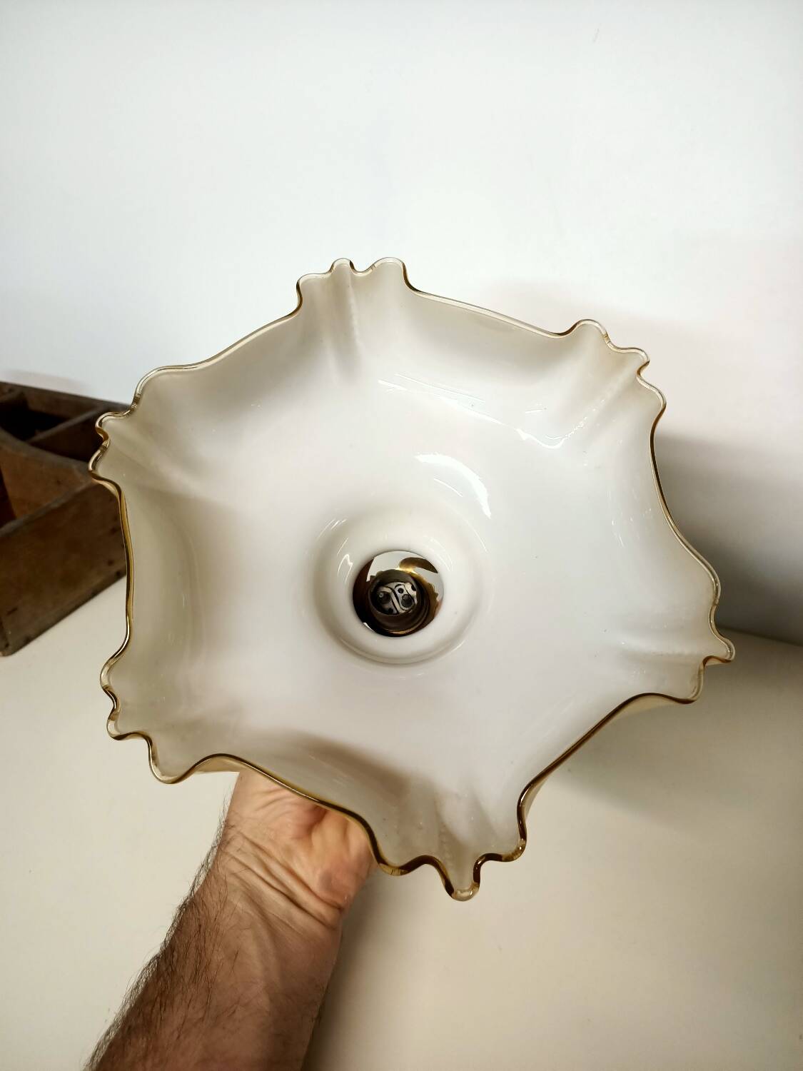 Beige opaline ceiling light in uraline