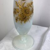 Vase en opaline
