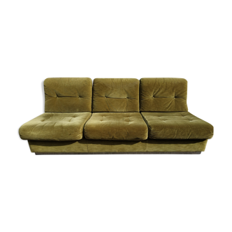 Jacques Charpentier 1970 velvet sofa