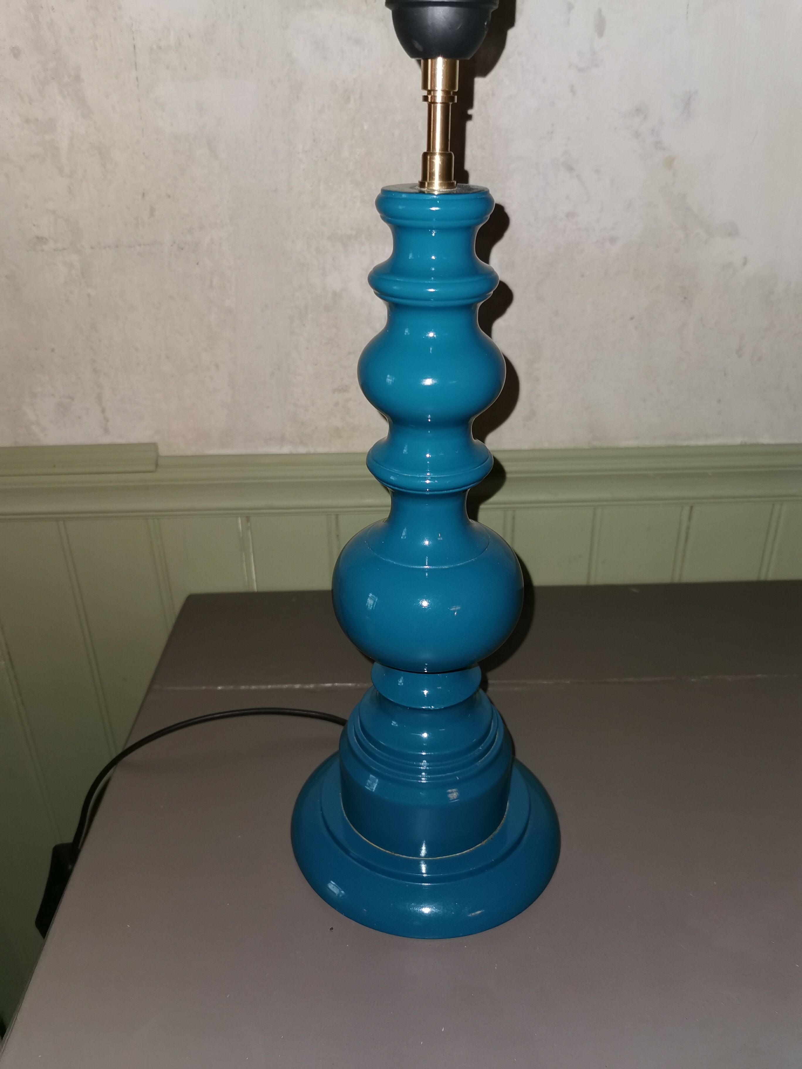 Pair of vintage duck blue lamps