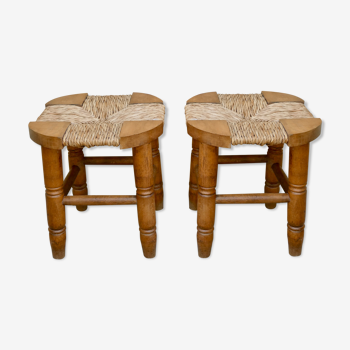 Paire de tabourets en bois et assise paillée