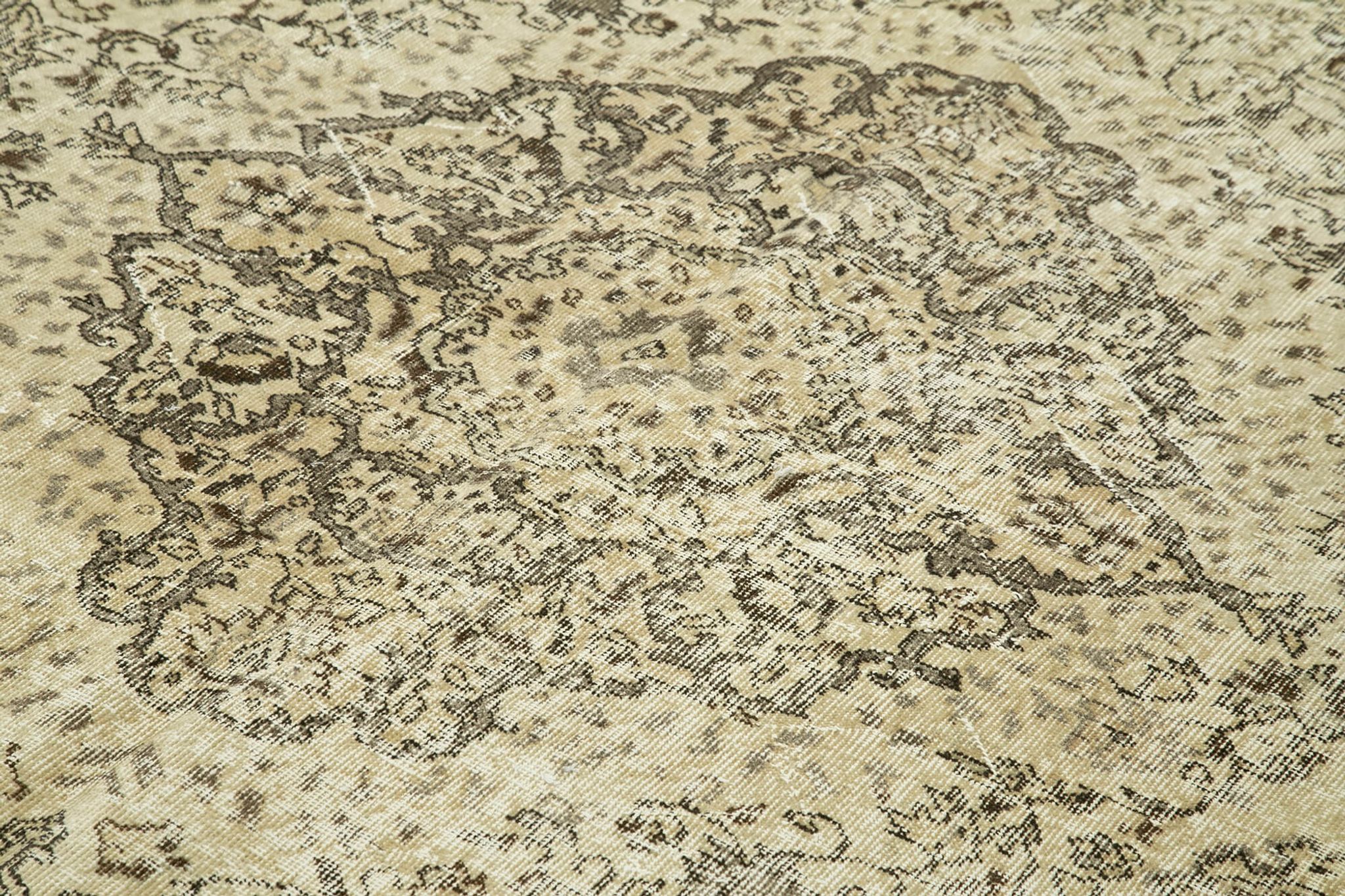 Hand-knotted antique turkish beige carpet 202 cm x 312 cm