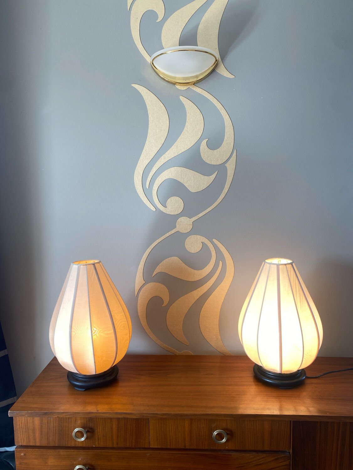 Paire de lampes lotus