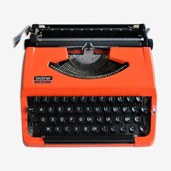 Machine à écrire orange Brother 210 vintage 1970s