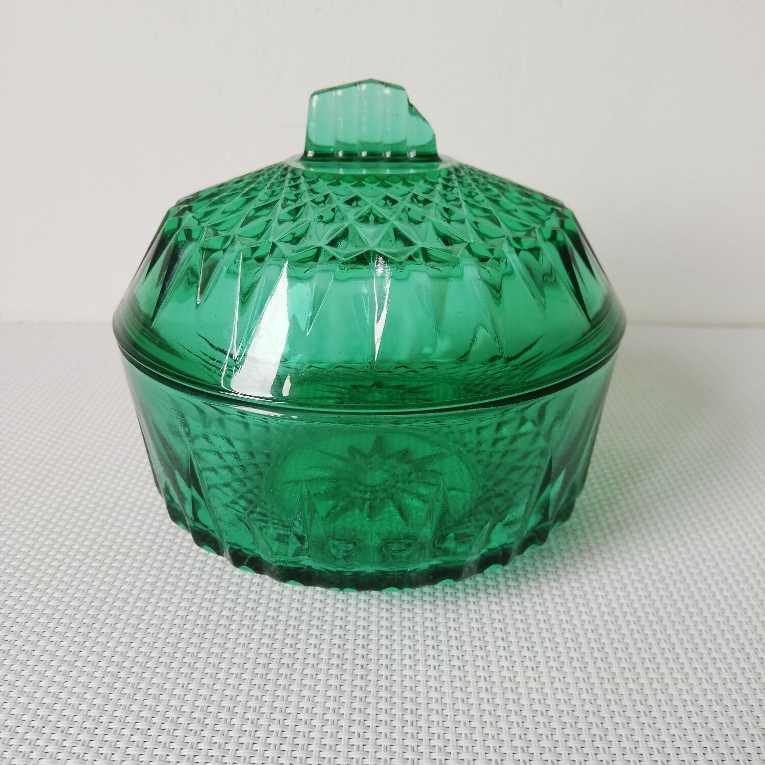 Sugar bowl