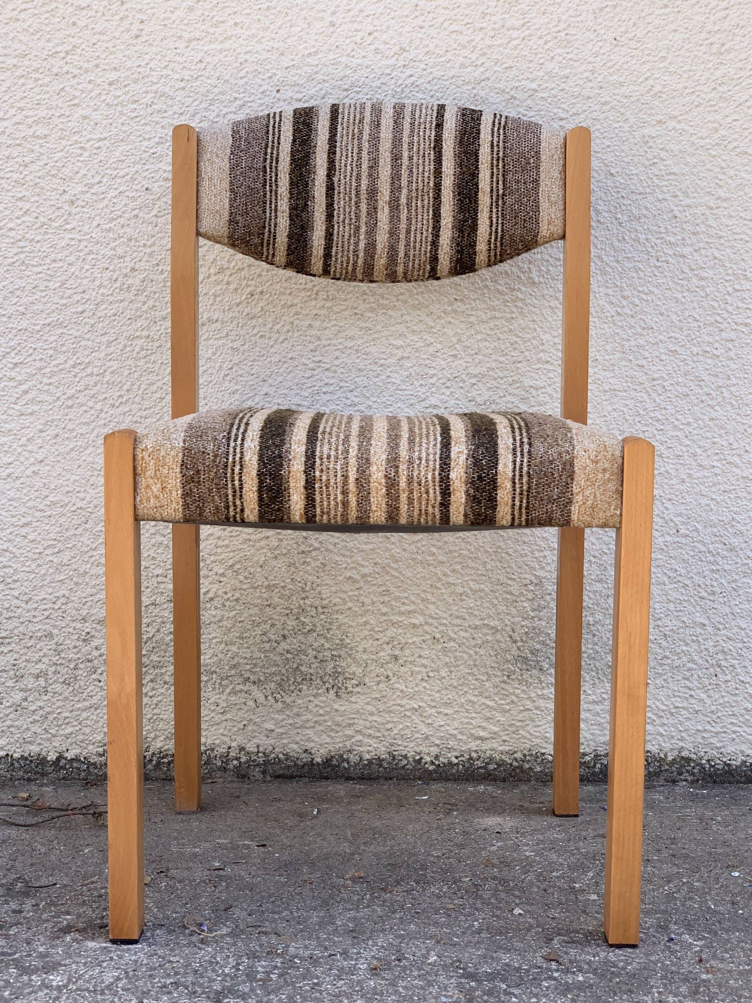 Suite de 4 chaises self hêtre laiton et laine 1960