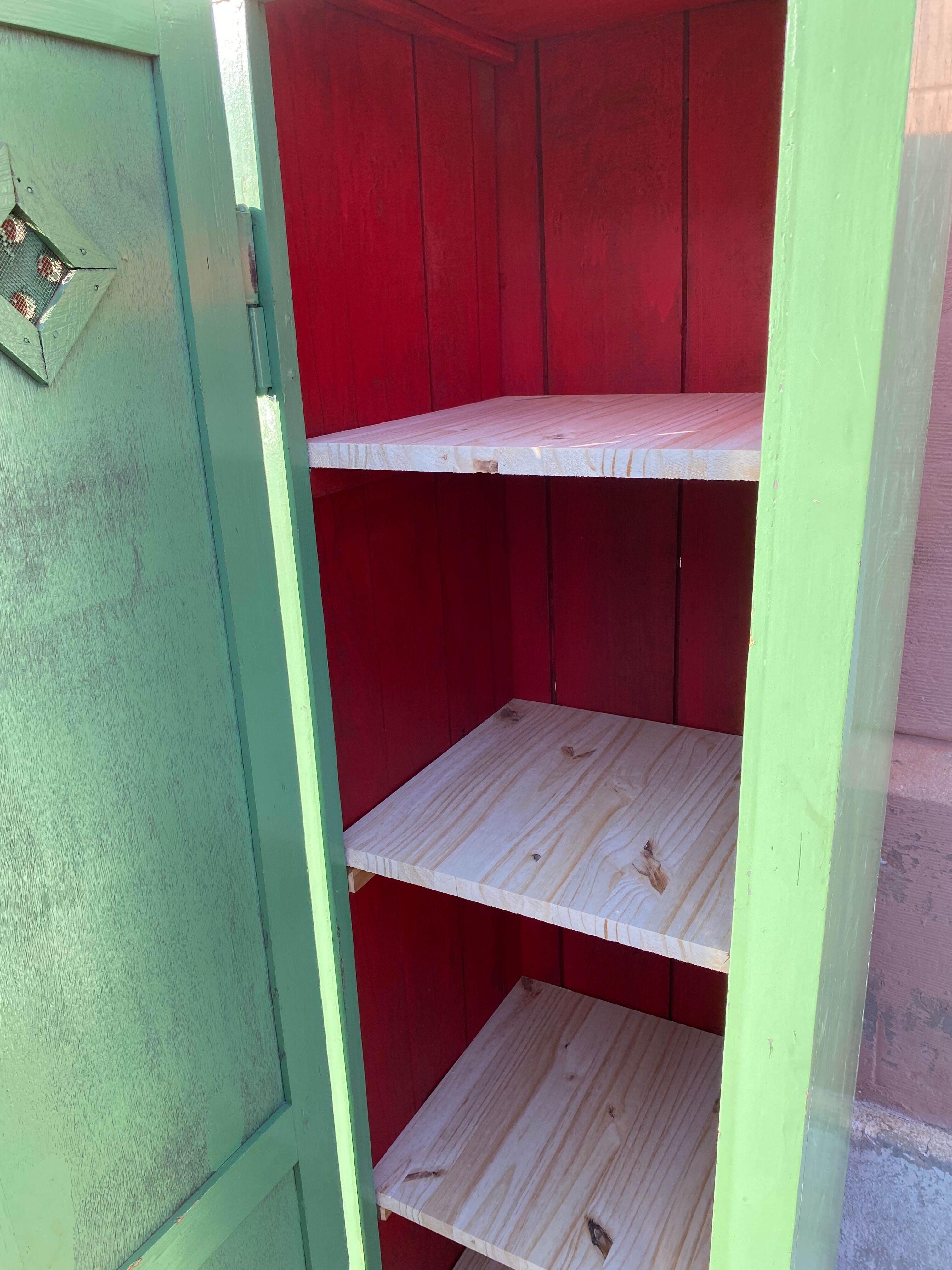 Vestiaire d’usine bois 3 portes