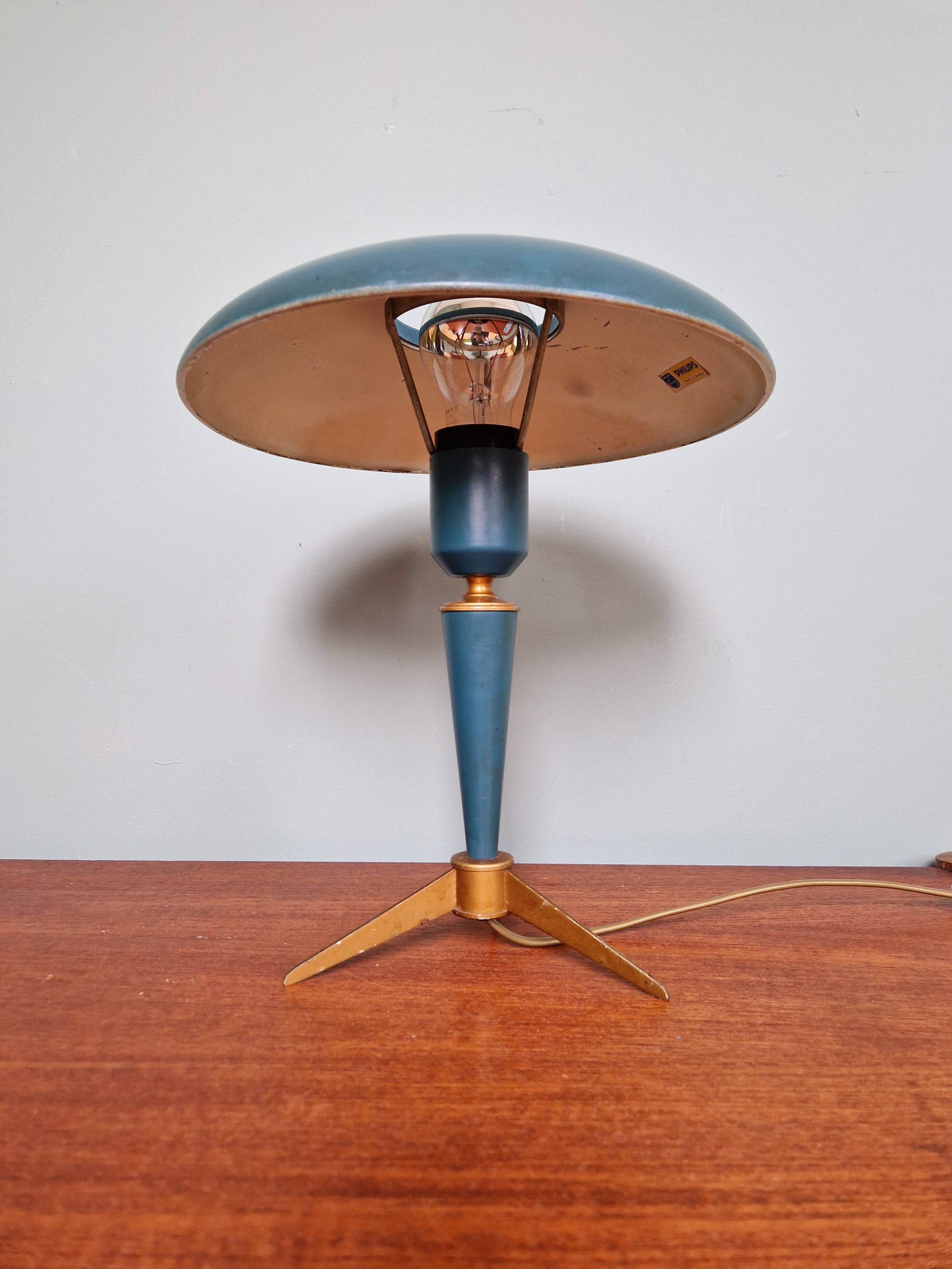 Philips tripod lamp, Bijou model, Louis Kalff design