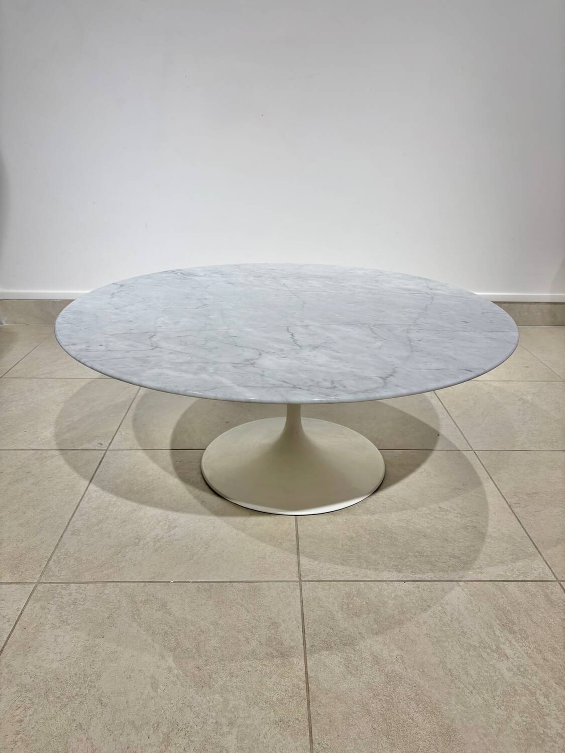 Eero Saarinen coffee table for Knoll