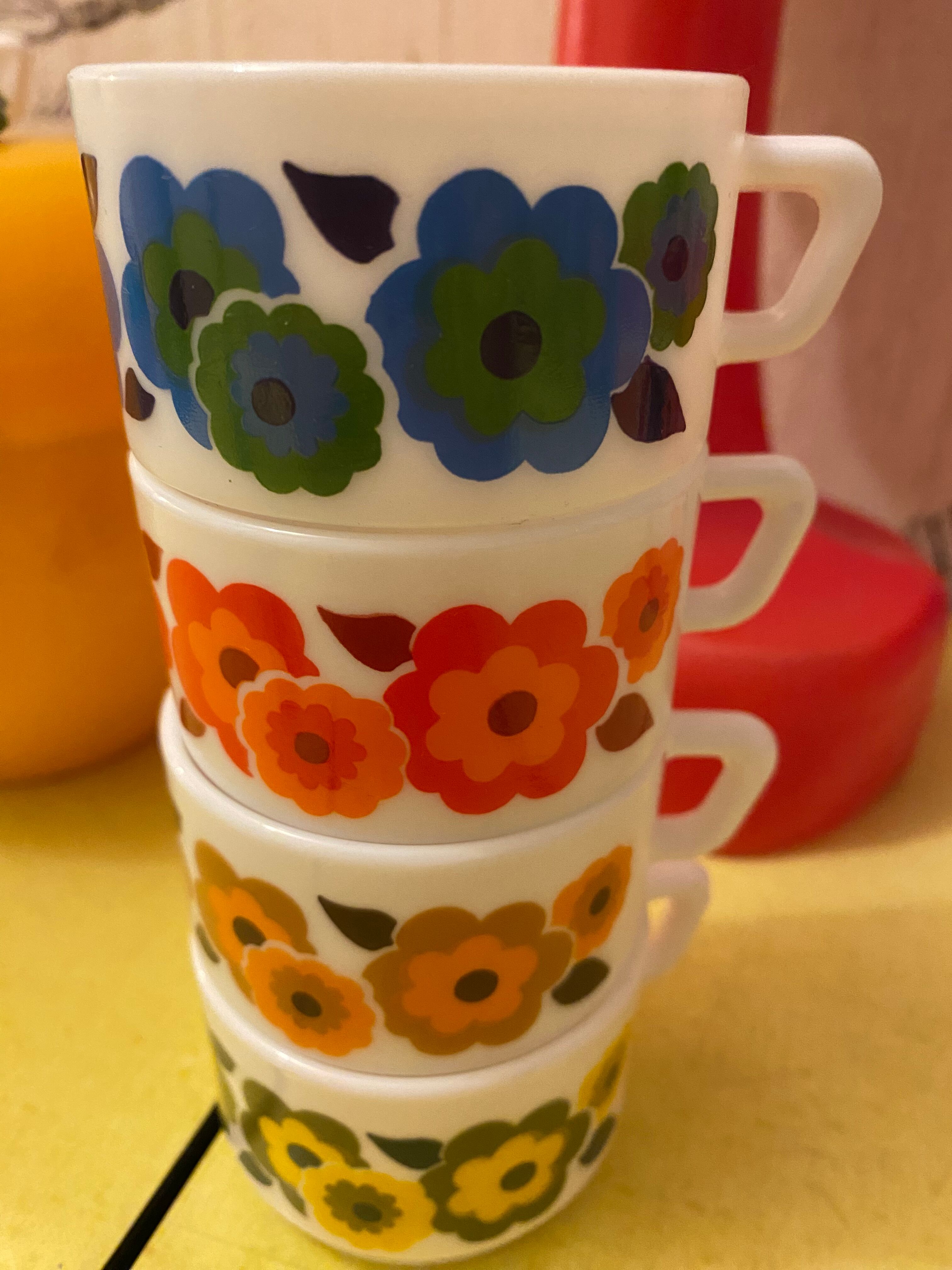 Arcopal lotus espresso cup vintage retro pops 70s