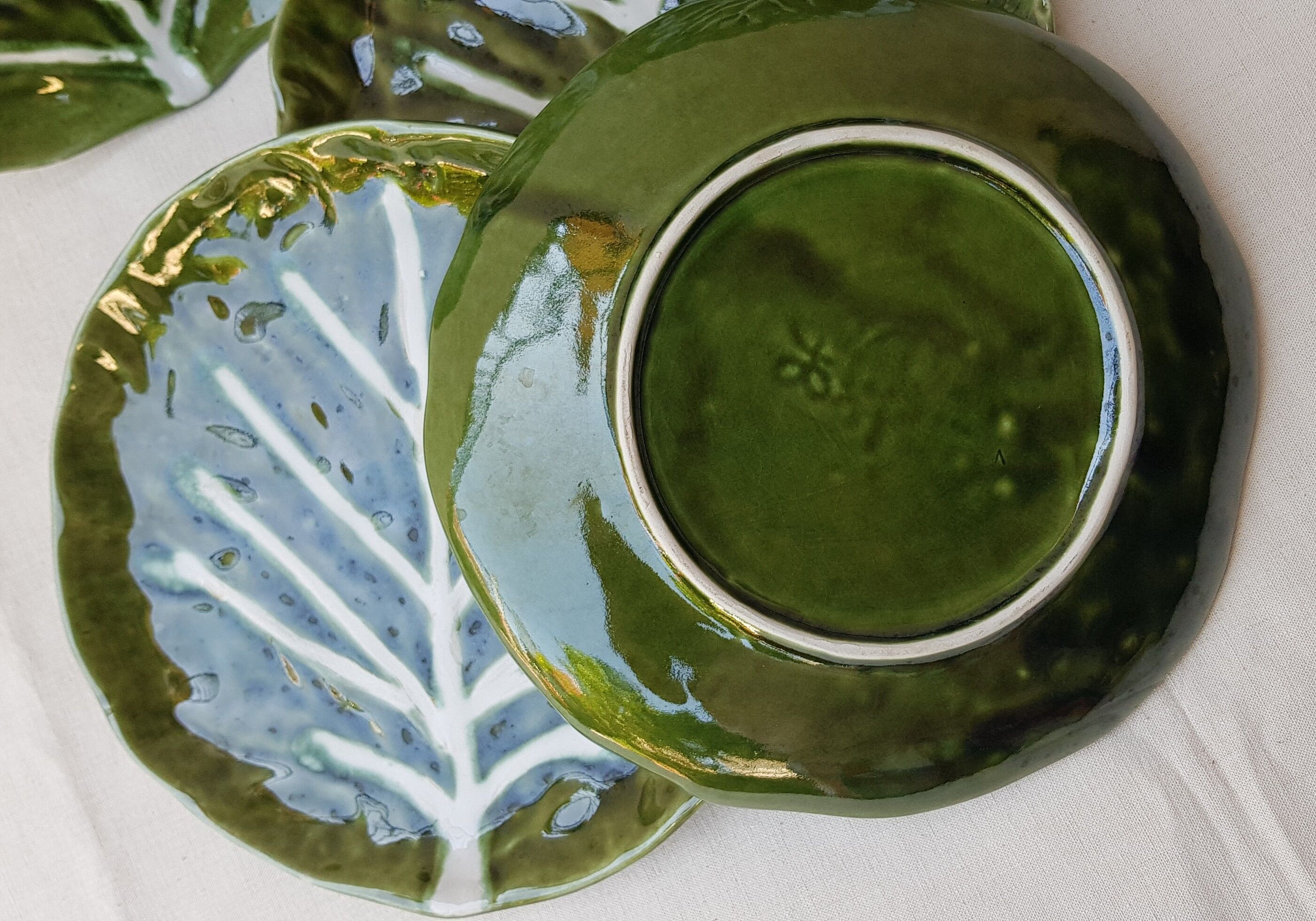 5 green ceramic dessert plates