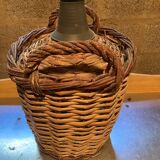 Dame-jeanne en verre 10L et panier en osier, ancienne