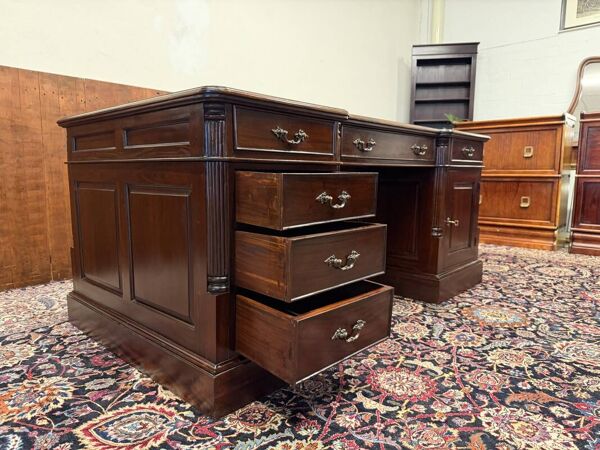 Bureau Partenaire Anglais Classique