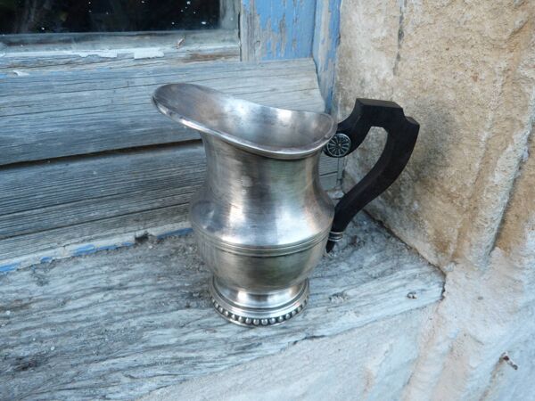 Pot à lait en argent plaqué Ercuis