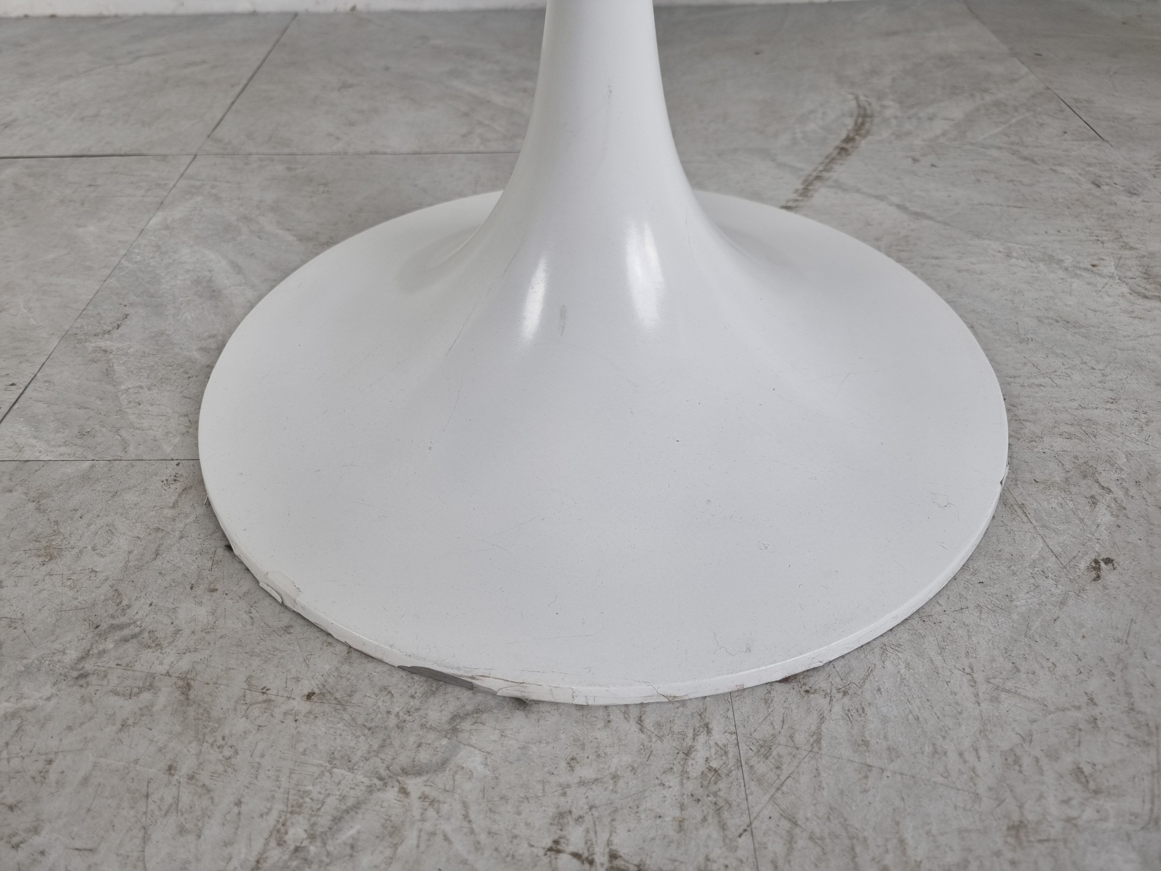 Ensemble de 4 chaises tulipes vintage, années 1960