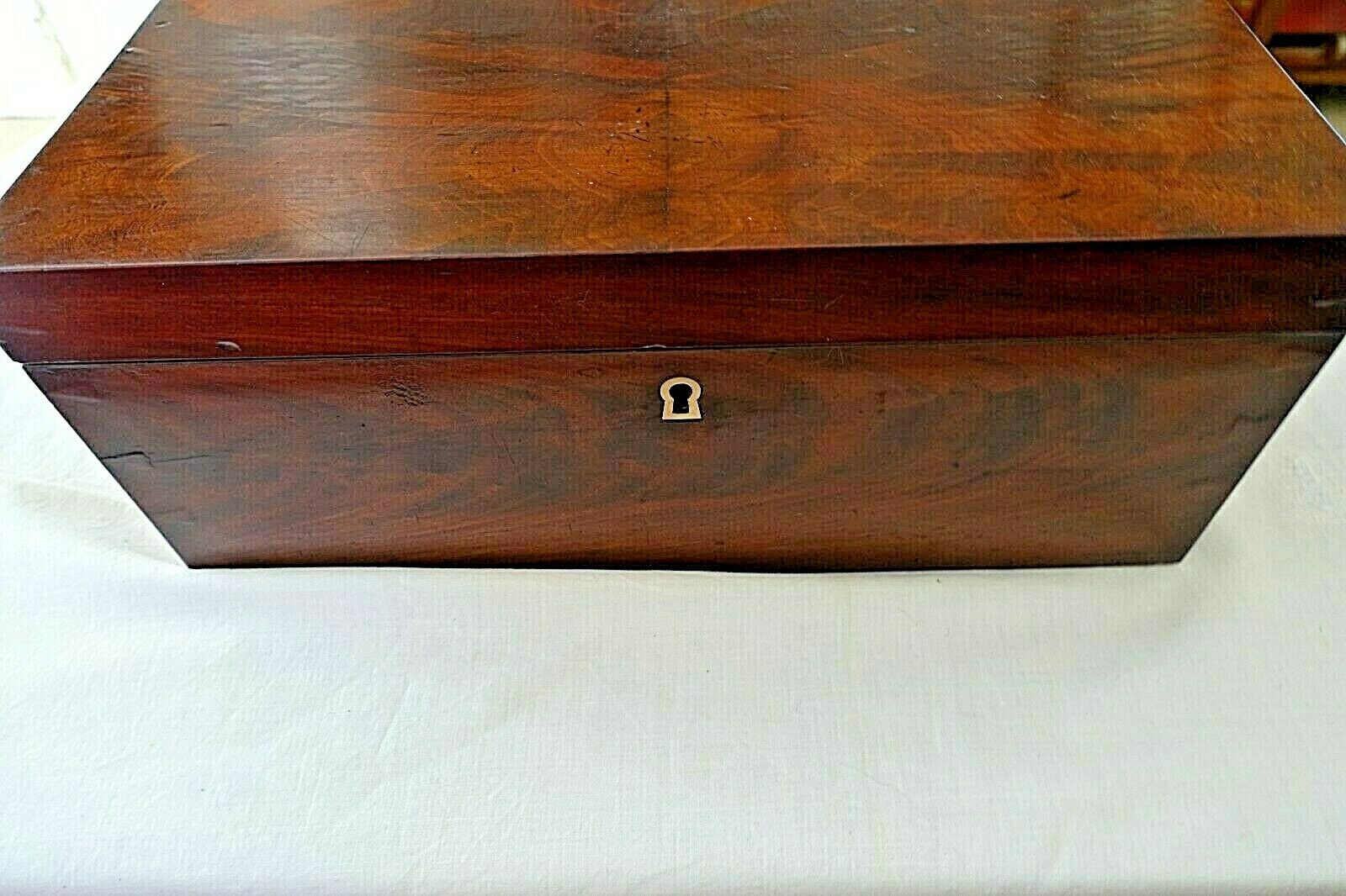 apothecary doctor box XIX