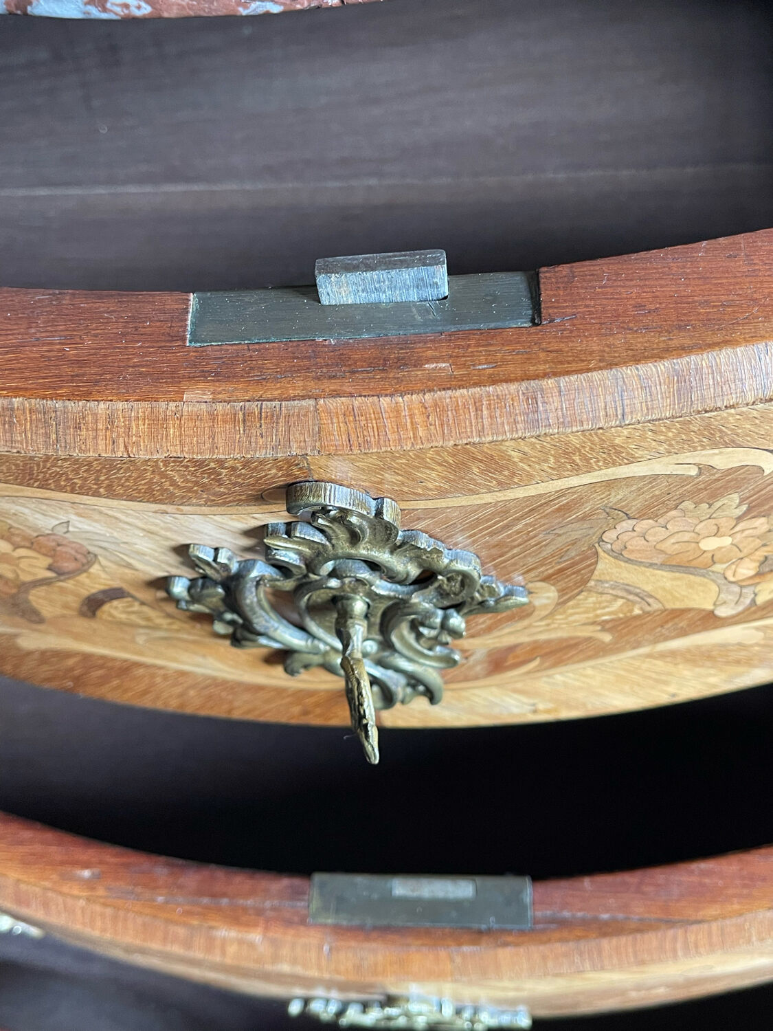 Chest of drawers in marquetry nineteenth