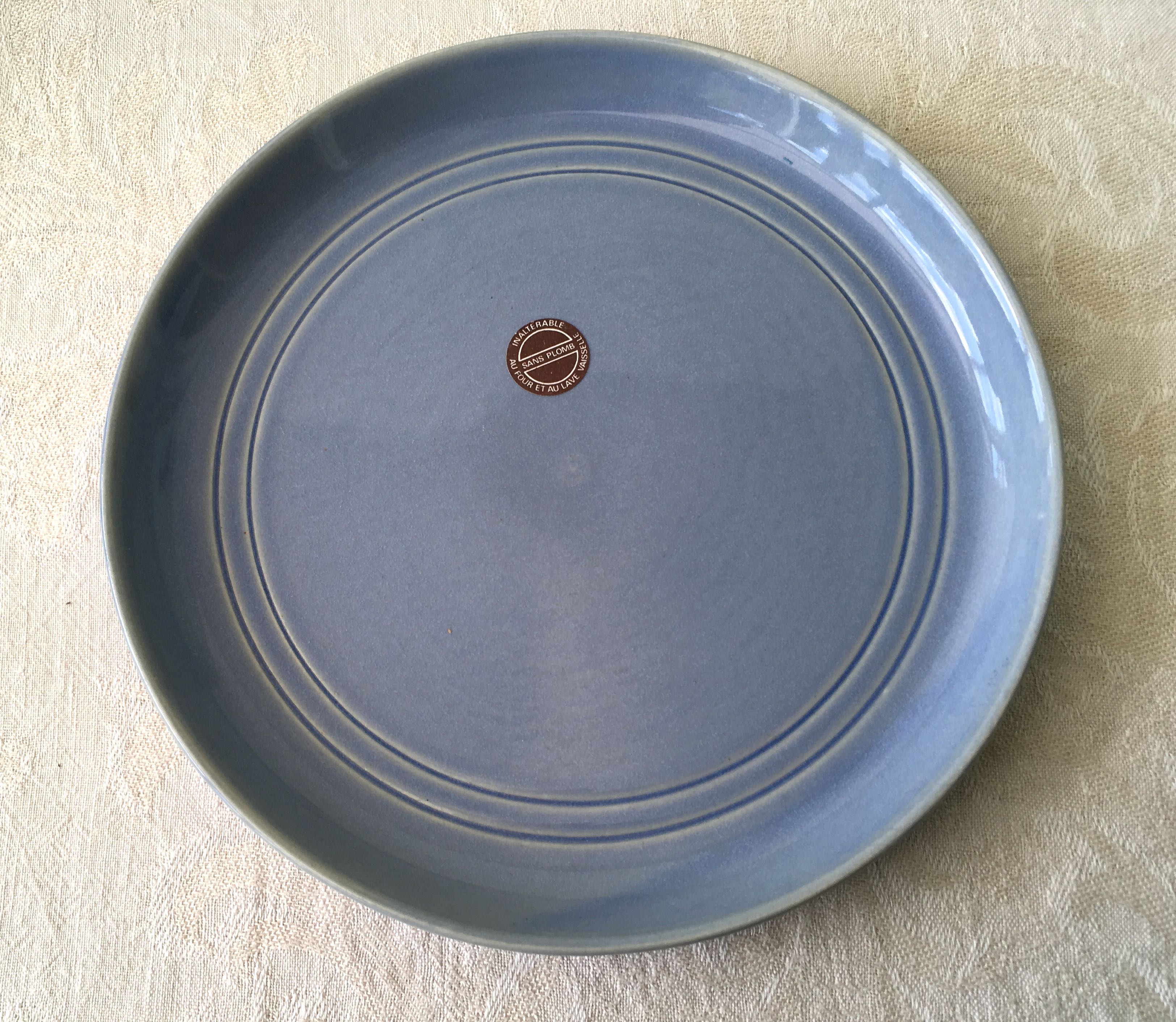 Set de 10 assiettes plates en grès bleu lavande