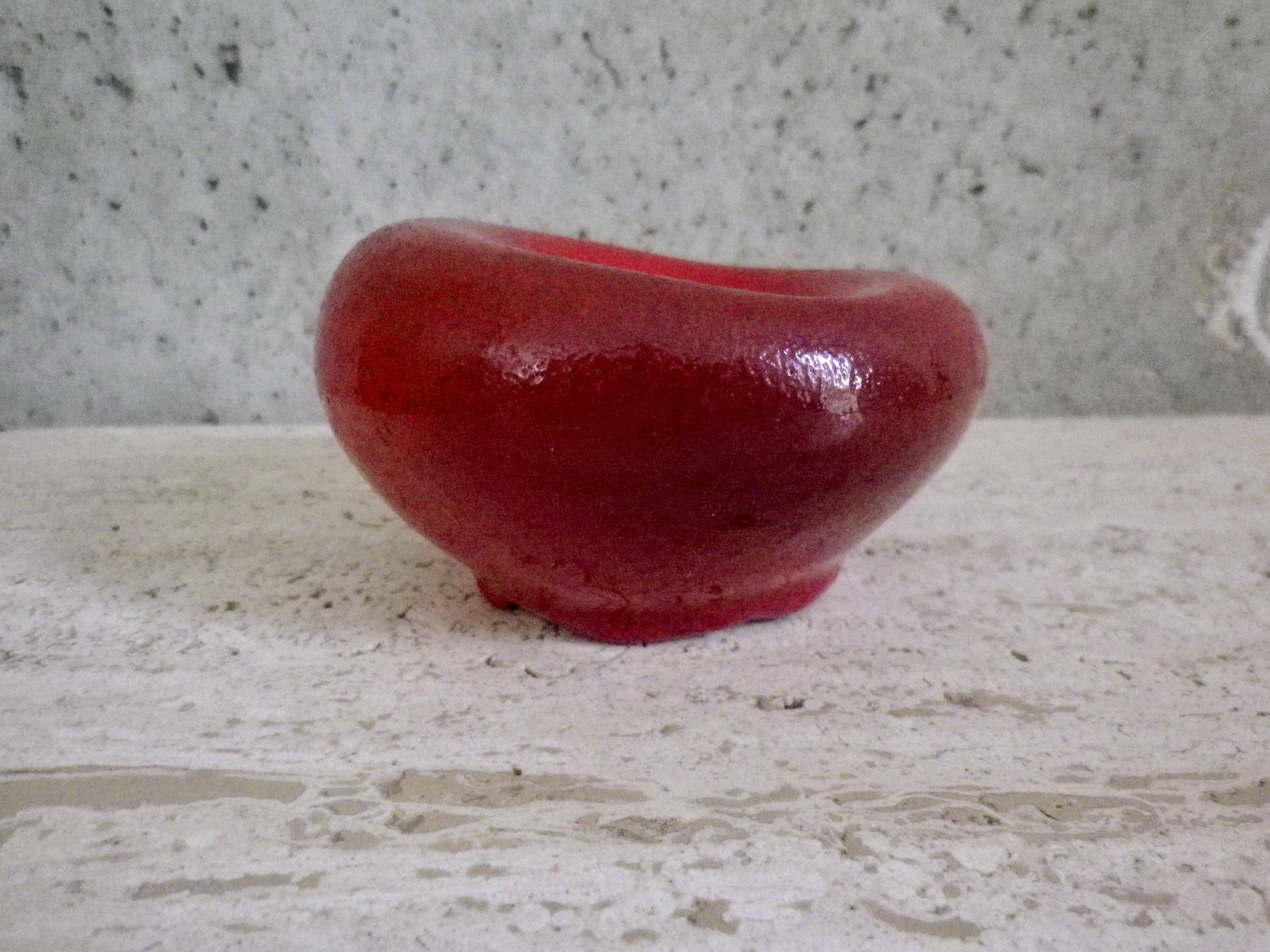 Petite coupe "coup de poing" Madoura Vallauris