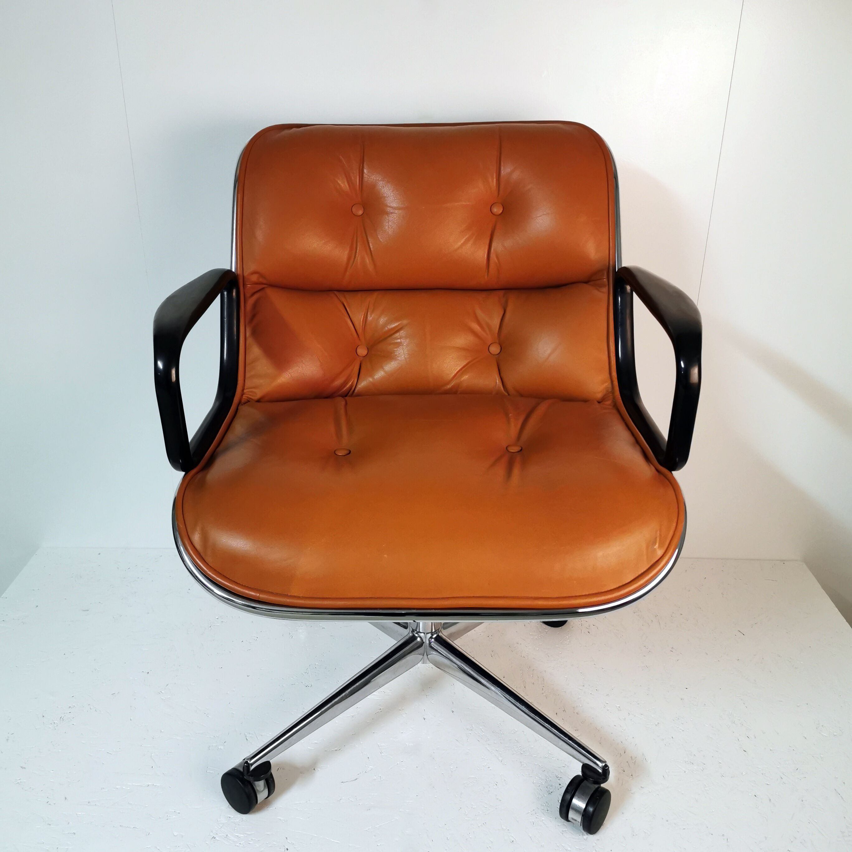 Charles Pollock's swivel for Knoll, 1970