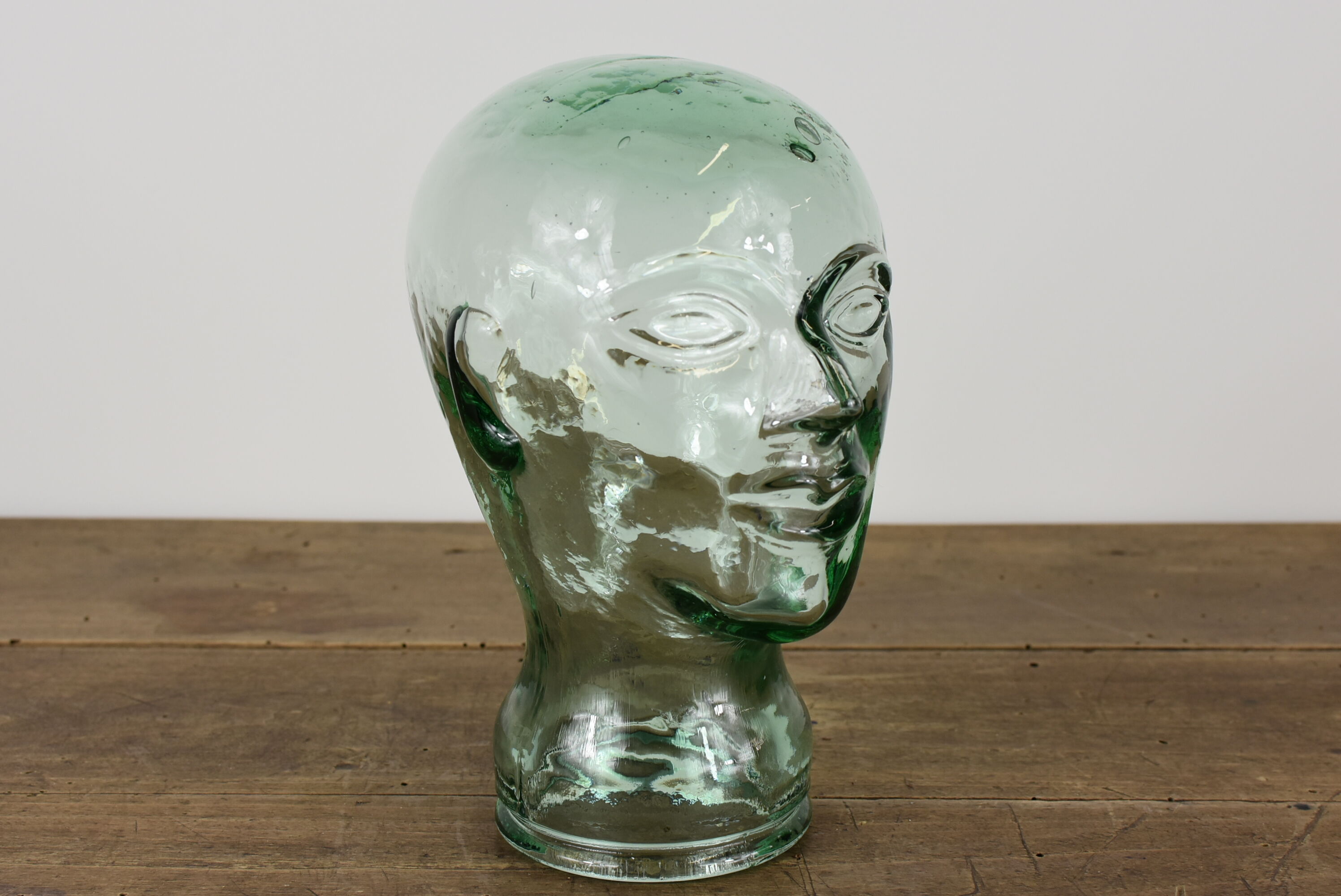 Decorative glass head