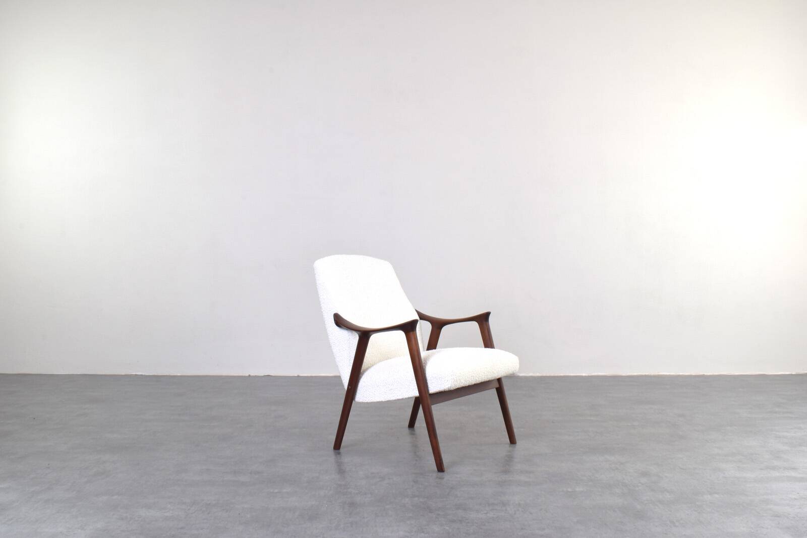 Mid-Century „Tenor” Teak & Boucle Armchair from Møre Lenestolfabrikk, 1960s