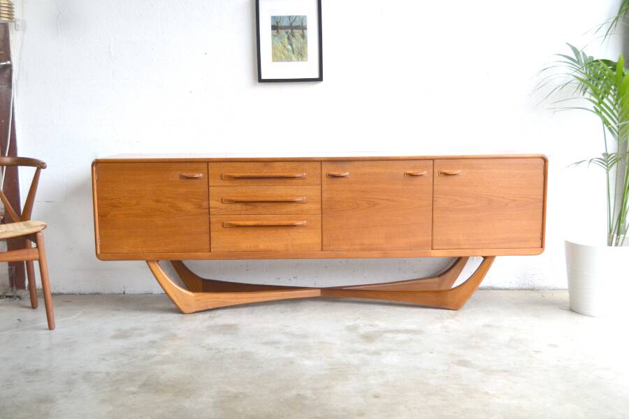 Scottish Sideboard by Beithcraft * 205 cm