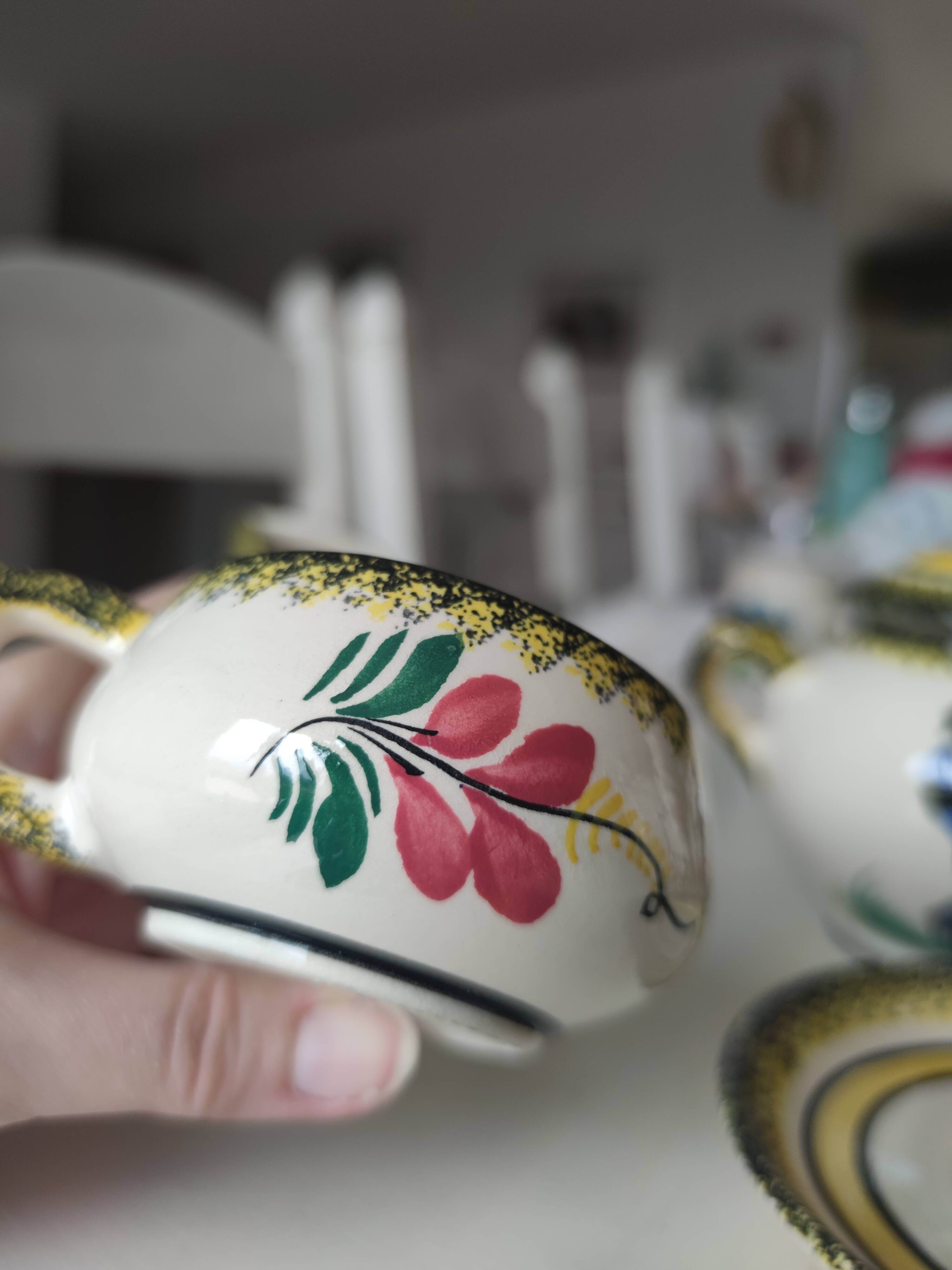 Henriot Quimper coffee service 8 cups/saucers, coffee pot, sugar bowl, jug.